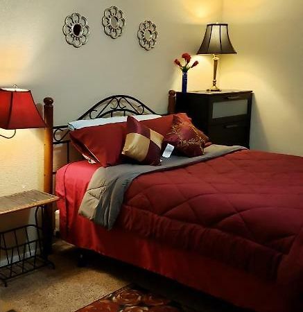 Cozy Condo Houston Esterno foto